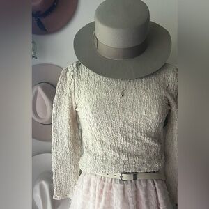 JACLYN SMITH textures puff sleeve long sleeve blouse cream Women’s SIZE MEDIUM